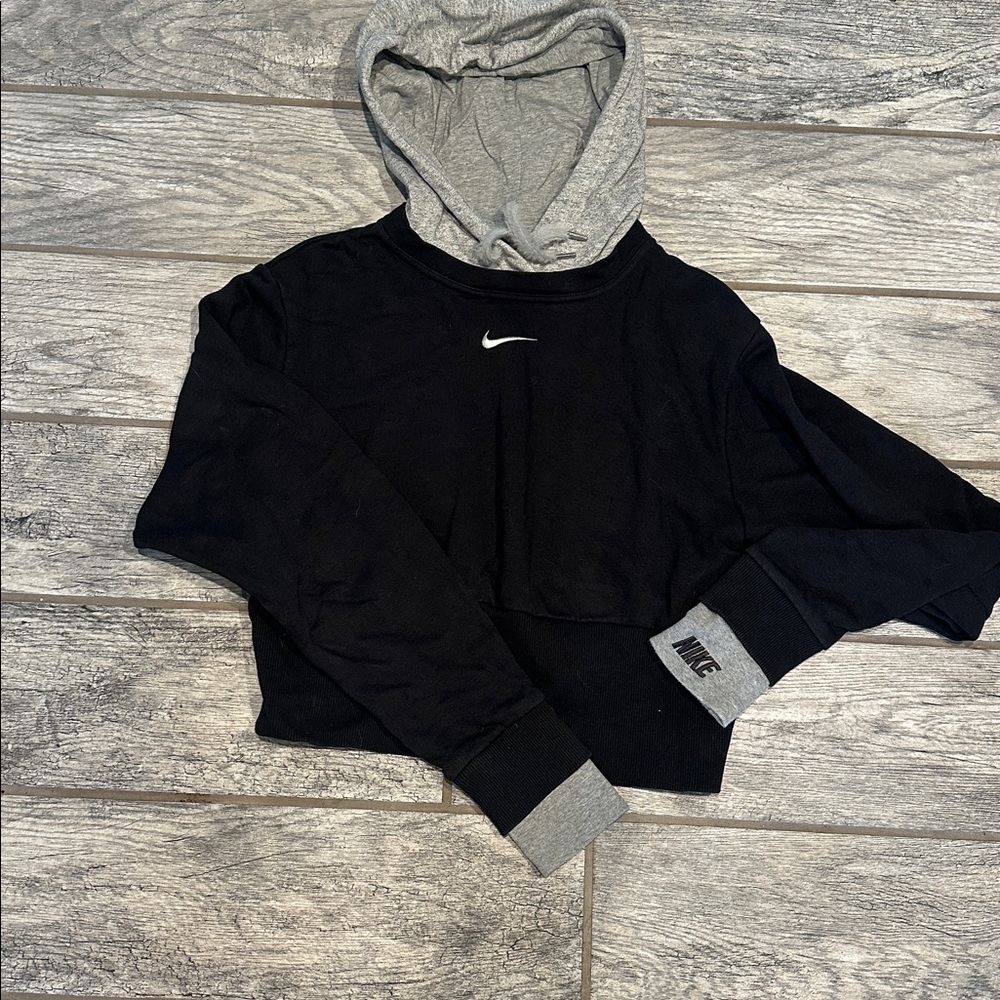 Nike Black and Gray Cropped Sweatshirt